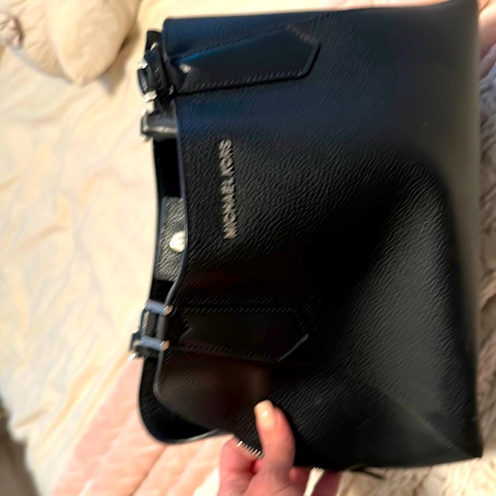 Michael Kors purse, black barely used